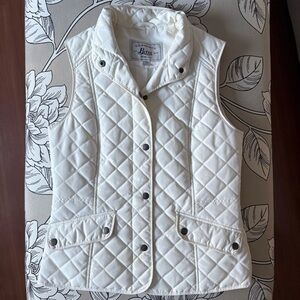 G.H. Bass & Co. Women's Cream Quilted Vest